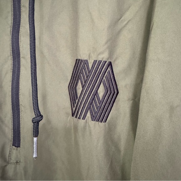 Mayweather Boxing Fitness Olive Green Windbreaker Jacket with Front Pocket - Picture 10 of 13